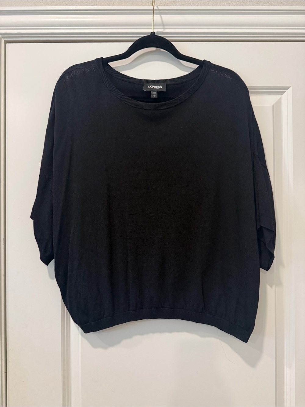 Express Black Short-Sleeve Scoop Oversized Top Size Large EUC